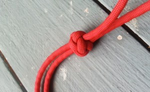 Knot paracord